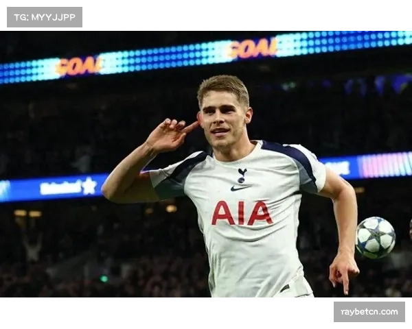 热刺多名主力后卫倾向复出 范德丹索波罗回归在即